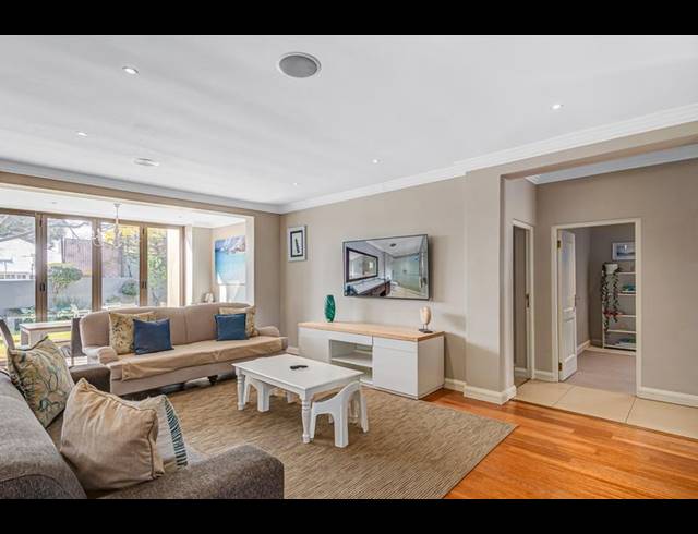 4 BEDROOM HOUSE FOR SALE IN PARKHURST